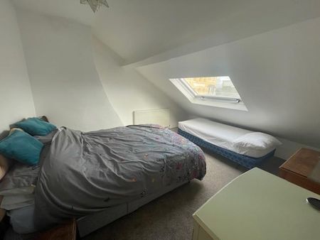 2 bedroom maisonette to rent - Photo 4