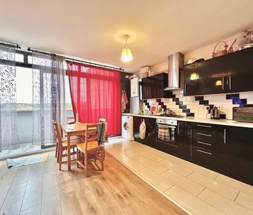 3 bedroom flat to rent - Photo 6