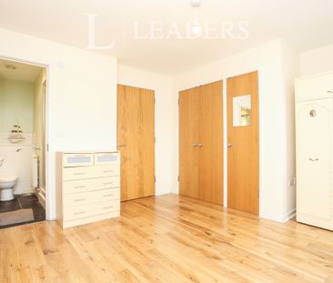 4 bedroom terraced to rent Burcher Gale Grove, Peckham SE15 - Photo 4