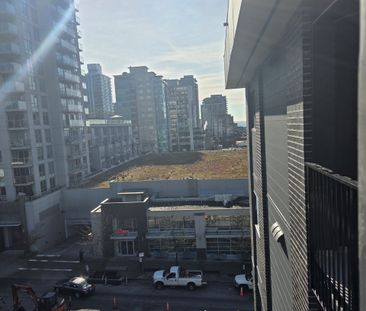 601-110 E. 17th St., North Vancouver, Bc V7l 0k4 - Photo 4