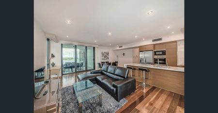 City Life! - Photo 4