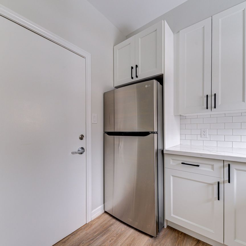 For Lease - 167 Collier Street Unit# 2, Barrie, Ontario - Photo 1