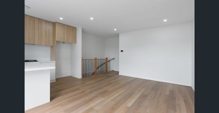 Deluxe Contemporary Living BRAND NEW / ONE WEEK FREE RENT - Photo 2