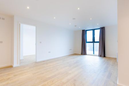 3 bedroom flat to rent - Photo 2