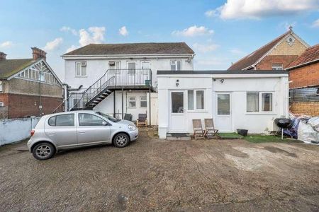 Monument Road, Woking, GU21 - Photo 3