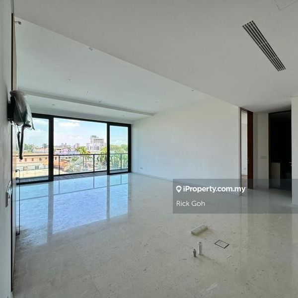 Shorefront Residences, George Town - Photo 1