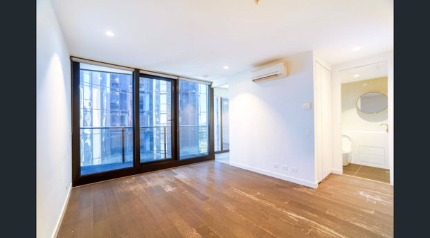 2112/135 Abeckett Street - Photo 1