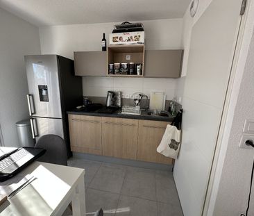 Location Appartement 2 pièces 42m² SETE 34200 - Photo 2