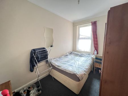 5 bedroom house to rent - Photo 2