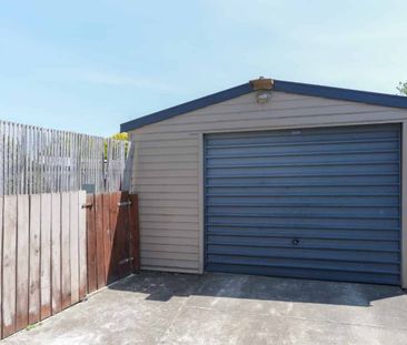 3 BEDROOMS- WAIPUKURAU - Photo 3