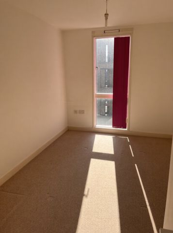2 Bed Flat, Adana Building, SE13 - Photo 4