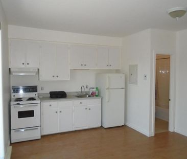 2 - 1786 Chemin De La Canardière, Quebec - Photo 1