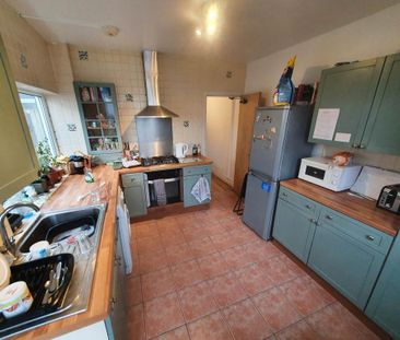 5 bedroom house to rent - Photo 2