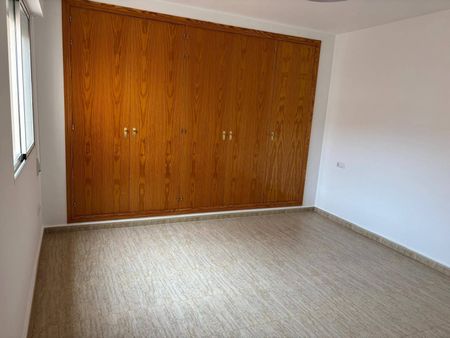 Casa o chalet de alquiler en Santa Ana - Photo 2