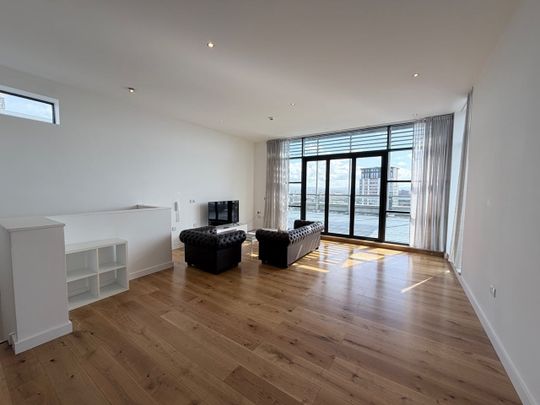 2 Bed Penthouse, The Quays, M50 - Photo 1