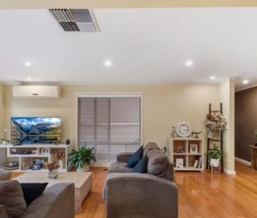 8 Shinda Court Golden Square VIC - Photo 1