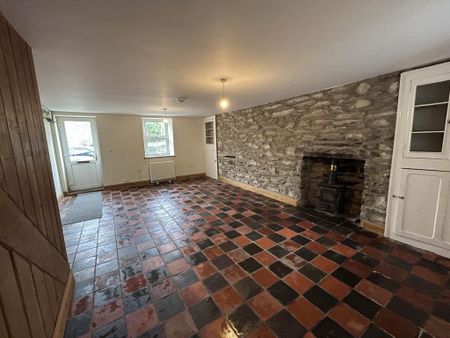 2 bedroom terraced house to rent - Photo 4