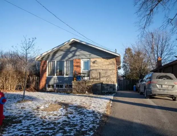 102 Cameo Ave | 102 Cameo Ave, Hamilton - Photo 1