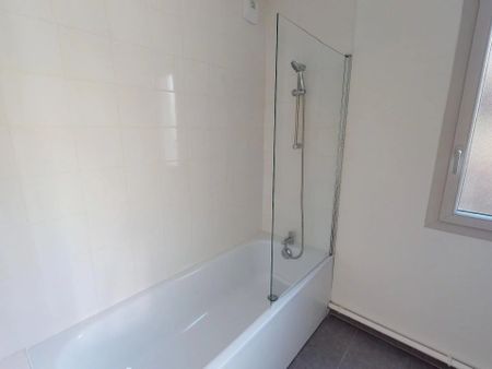 Location Appartement 4 pièces 84 m2 à Chartres - Photo 5