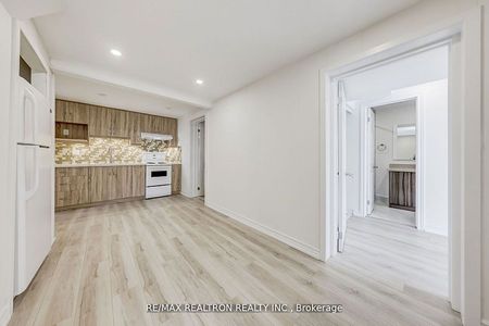 For Lease - 59 Cummer Avenue Unit# ( Basement), Toronto, Ontario - Photo 2