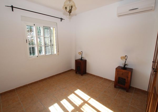 5 bed villa for long term rent, Urb. Ricmar, Marbella