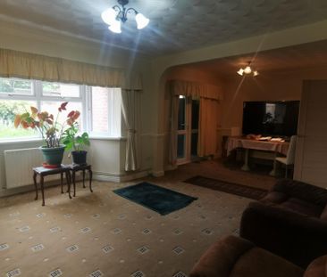 Hobs Moat Road - Photo 3