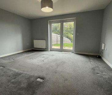 3 bedroom semi-detached house to rent - Photo 4