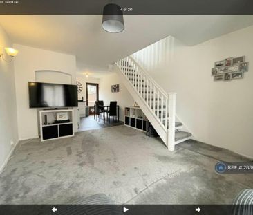 2 bedroom semi-detached house to rent - Photo 2