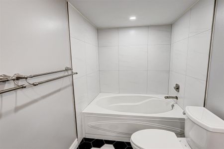 For Lease - 5 Rowntree Road Unit# 1916 Penthouse, Toronto, Ontario - Photo 3