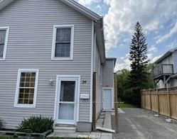 For Lease - 26 Whiting Avenue Unit# Upper, Oshawa, Ontario - Photo 2