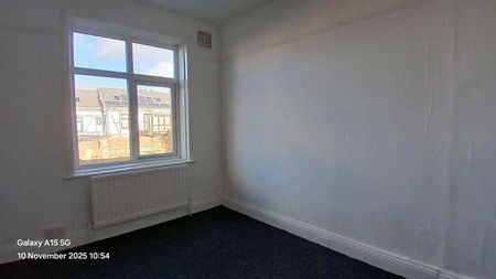 Sydenham Road, Hartlepool, County Durham, TS25 - Photo 4