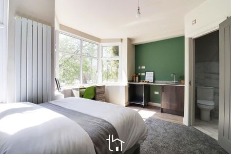 1 bedroom in a house share to rent - Photo 2