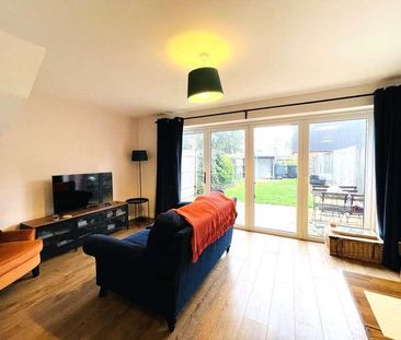 Tippett Lane, RH8 - Photo 1