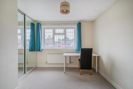 4 bedroom detached house to rent - Photo 5