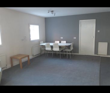 1 Bed Flat, St. Michaels Terrace, LS6 - Photo 1