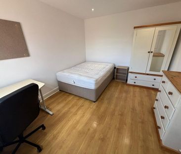 85 Storer RoadLoughborough - Photo 4