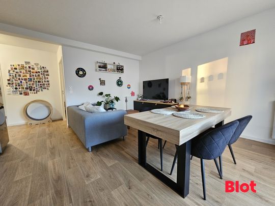 Location Appartement 3 pièces 60m² FOUGERES 35300 - Photo 1