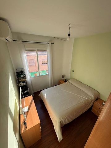 Alquiler de piso en Calle de Vicente Martín Arias - Photo 3