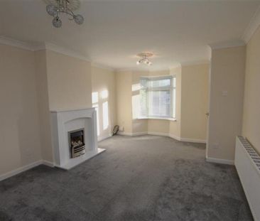 2 bedroom semi-detached house to rent - Photo 4