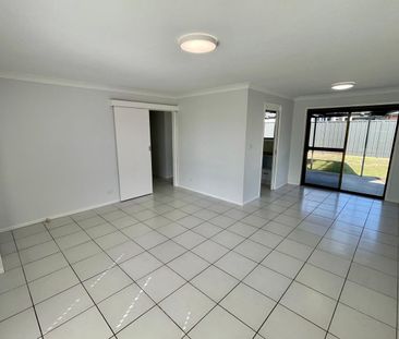 14 Bowman Drive, Raymond Terrace, NSW 2324 - Photo 2