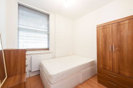 2 Bed Flat, Whitechapel High Street, E1 - Photo 2