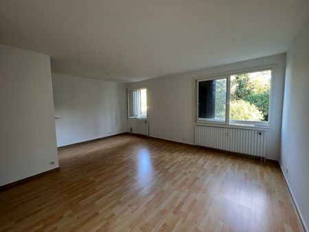 Location Appartement 2 pièces 53m² - Photo 2