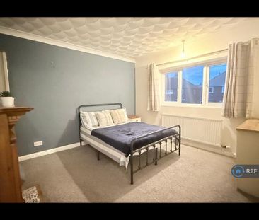 1 bedroom in a house share to rent - Photo 4
