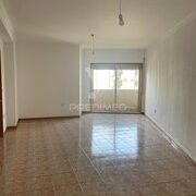 Apartment well located 2 bedrooms for rent Braga - quiet area, kitchen, parking space, garage, balcony - Photo 1