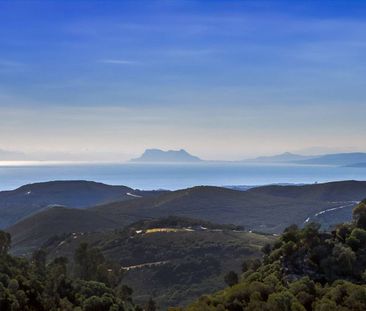 8 bedroom luxury Villa for rent in La Zagaleta, Spain - Photo 6