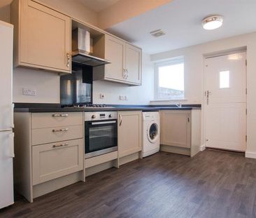 2 bedroom terraced house to rent - Photo 3