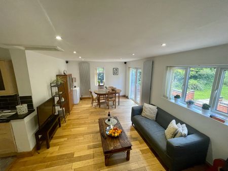 6 Bed Detached House, Queens Road, LE2 - Photo 4