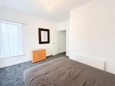 Fullerton Place, Gateshead, NE9 - Photo 4