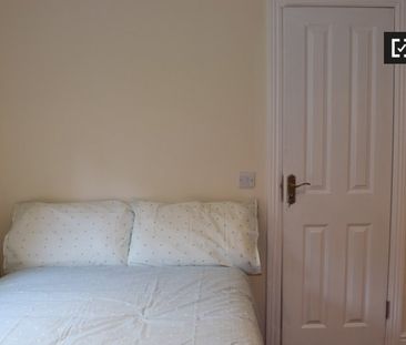 Modern 1-bedroom house for rent in Clonee, Dublin - Photo 6