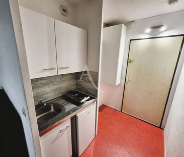 Location Appartement 1 pièce 22m² - Photo 3